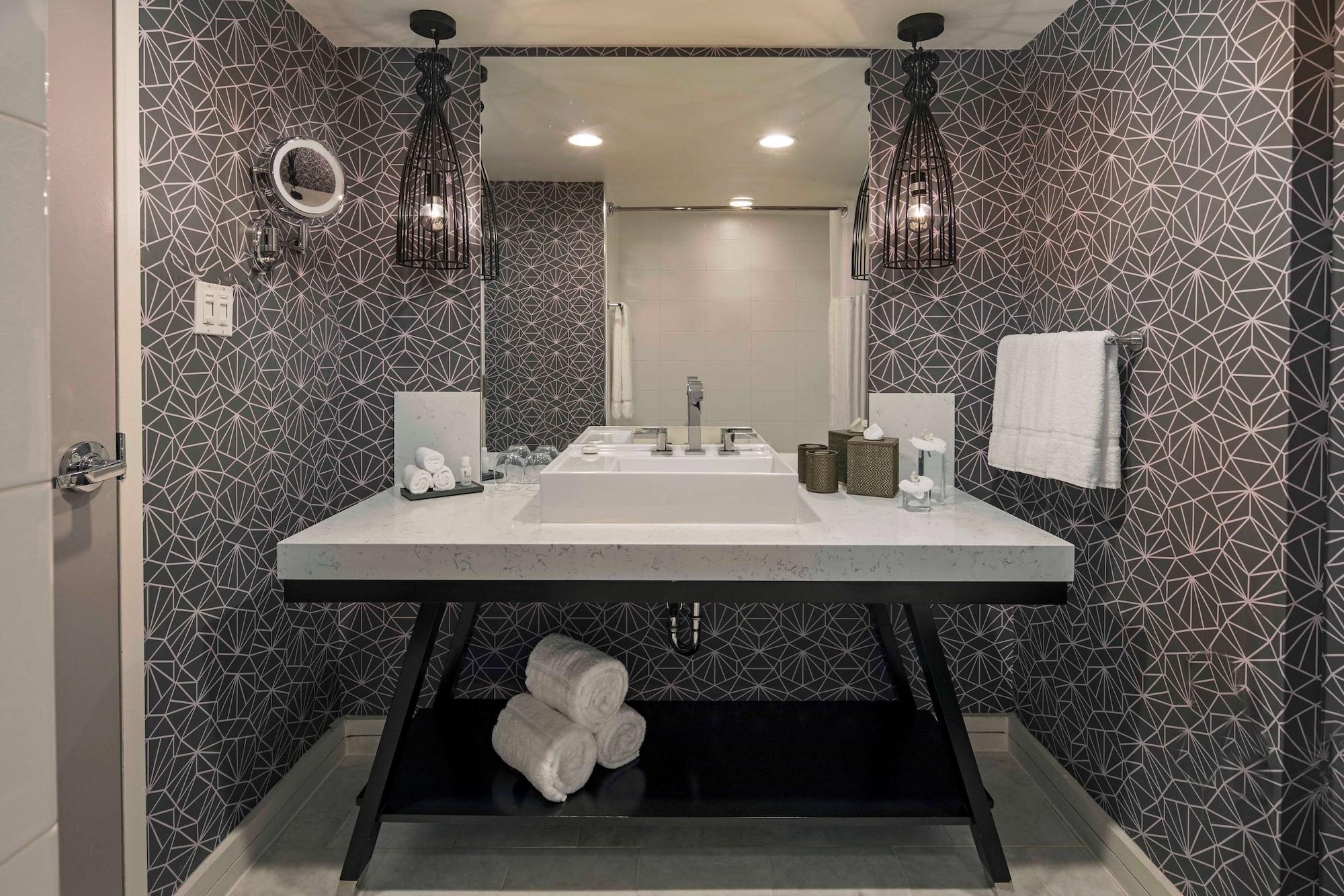 The Royal Sonesta Dc Dupont Circle